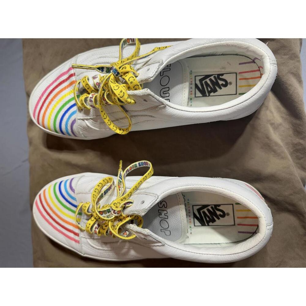 Vans x Flour Shop Old Skool White Leather Rainbow Sneakers Mens 11 721278